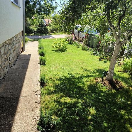 Apartman Pavelic Lovinac  Εξωτερικό φωτογραφία