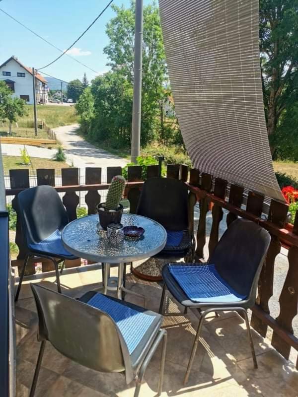 Apartman Pavelic Lovinac  Εξωτερικό φωτογραφία